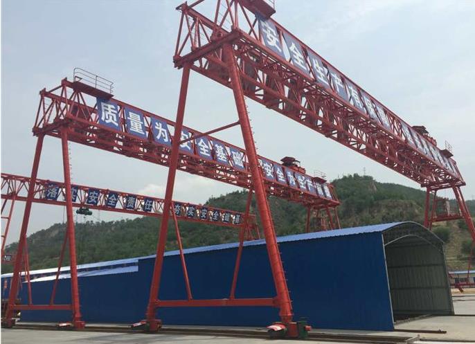 在什么地方選擇什么樣的起重機？下面我來給大家講解一下