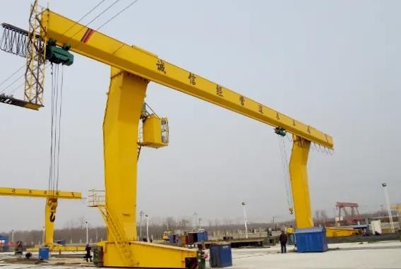 MDG單梁龍門吊?吊裝時(shí)需要捆綁，怎樣捆綁才好呢